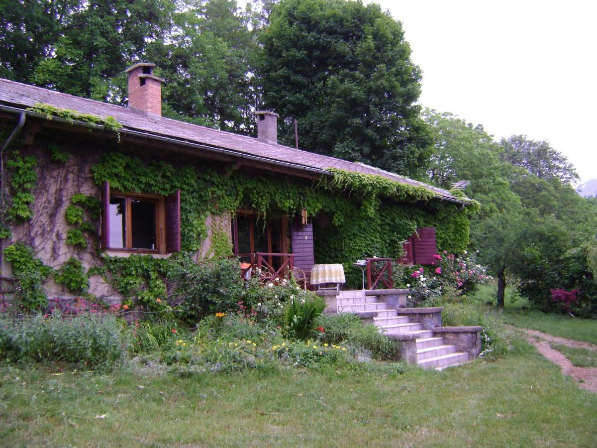 Bed and Breakfast Le Genevray La Mure  Exterior foto